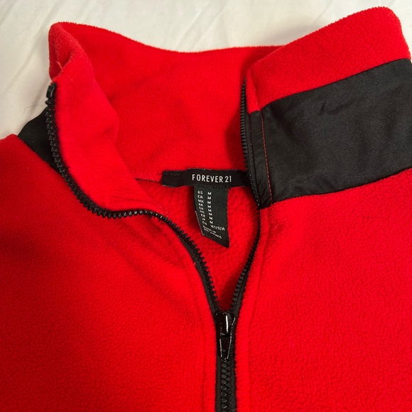Forever 21 Cropped Fleece Womens Medium Red - Picture 3 of 10